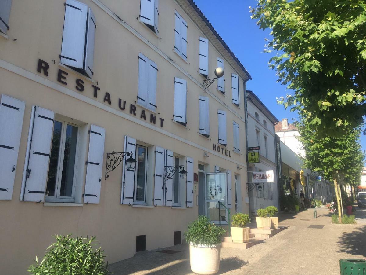 Hotel Restaurant La Boule D'Or Barbezieux-Saint-Hilaire Exteriér fotografie